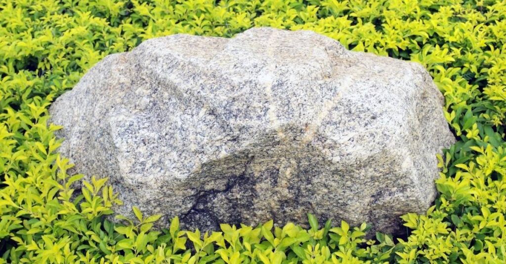 luonnonkivi hautakivi hinta