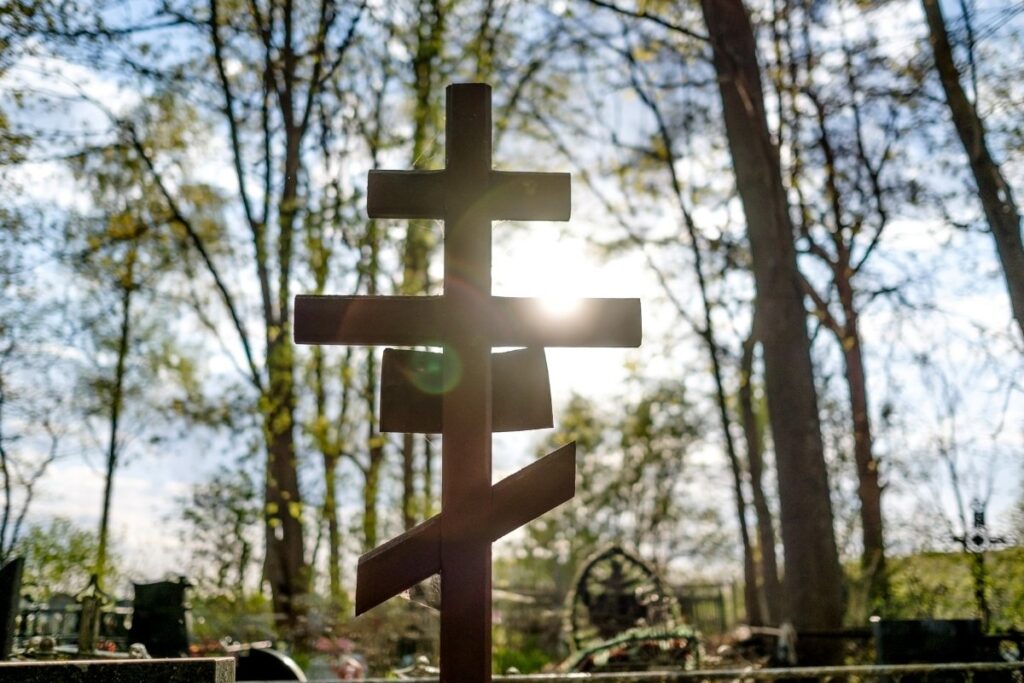 ortodoksinen hautaristi