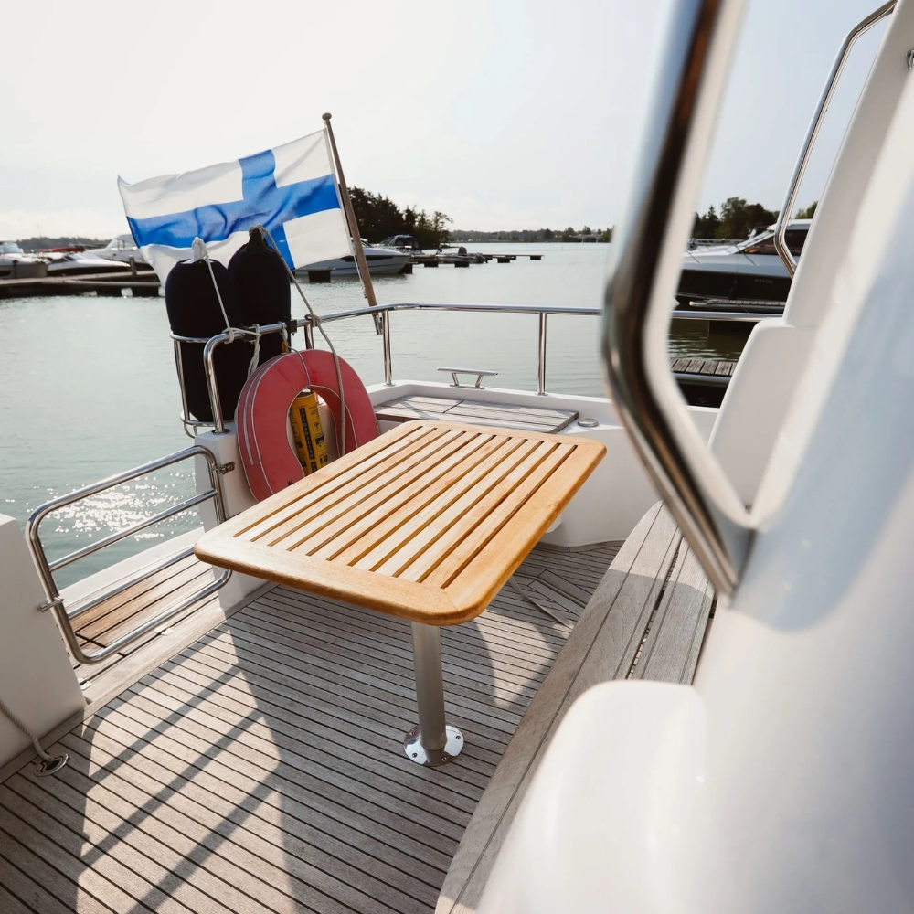 Vainajan tuhkan sirottelu mereen Helsingissä